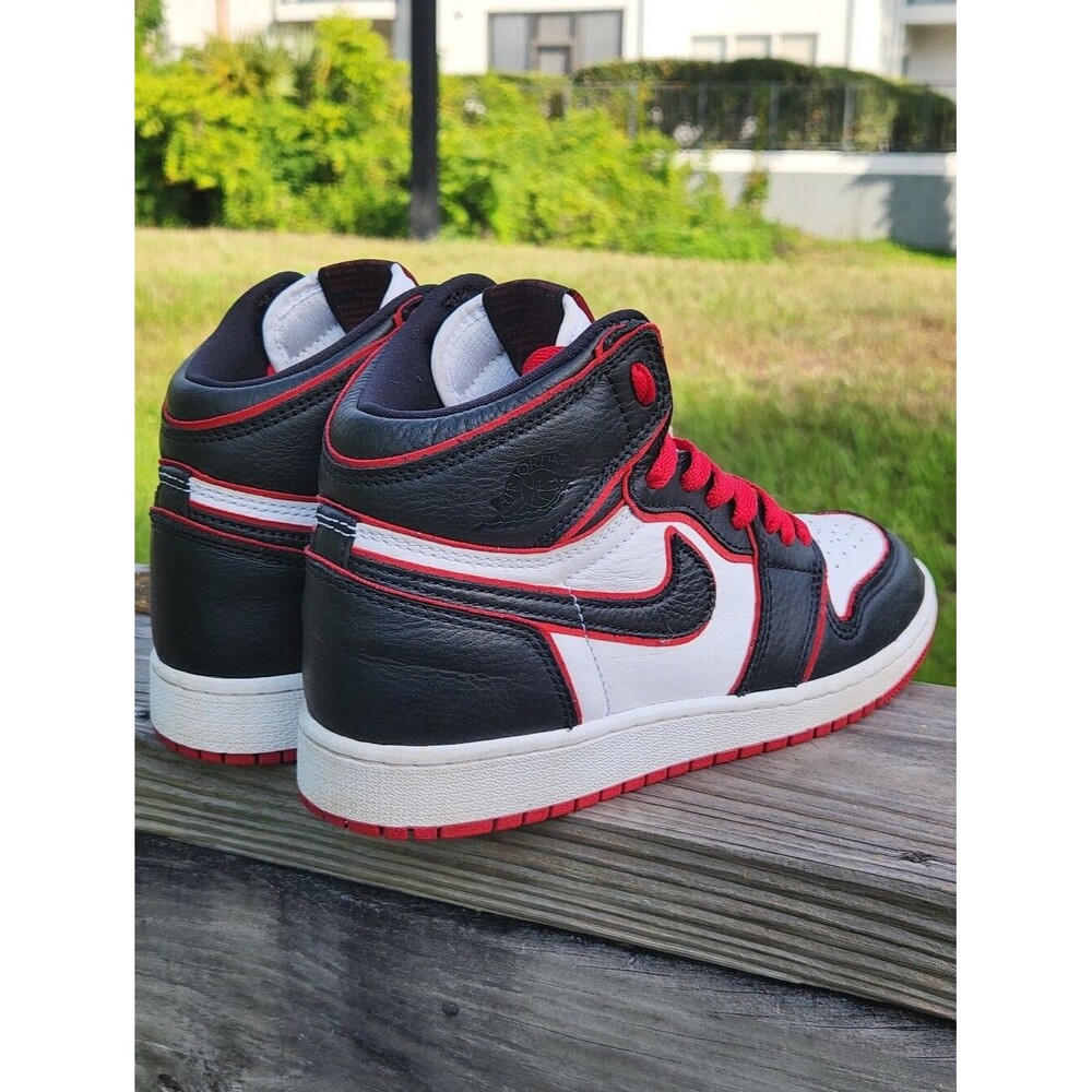 Nike Air Jordan 1 Retro 'Bloodline' Big Kids Size 4.5 Youth Black Red Sneackers - Picture 7 of 15